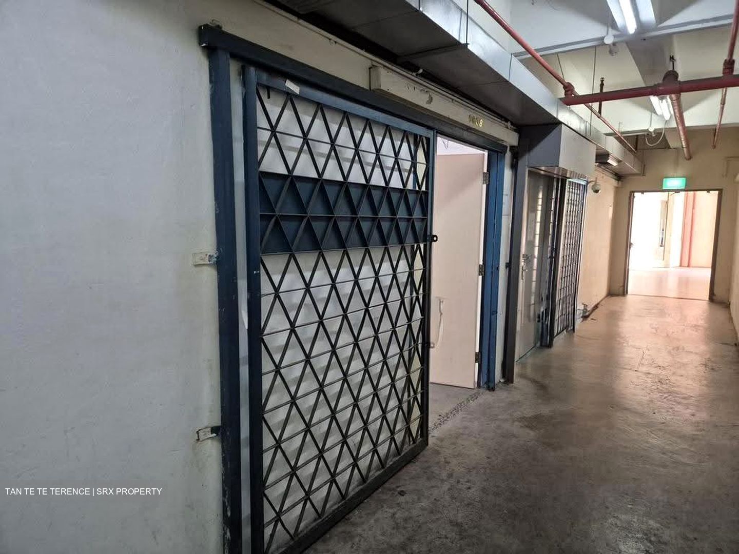 Tong Lee Building Block B (D13), Factory #614640241